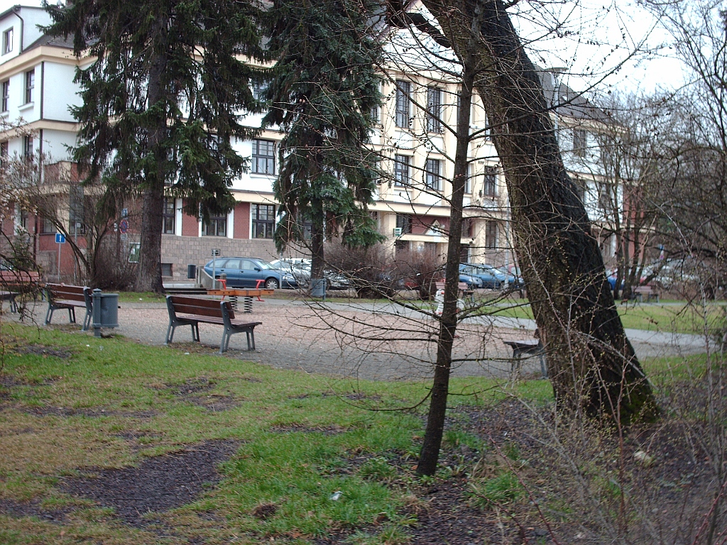 021548 (3)